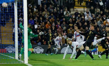 Tras la lesión, Ronald Araujo volvió con gol en Barcelona ante Intercity por la Copa del Rey