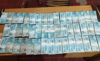 Incautación de 465.000 reales en la aduana de Río Branco