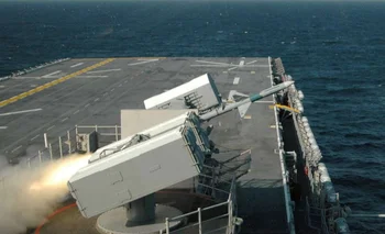 El misil Sea Sparrow buque-aire cuesta US$ 1,79 millones y es usado para interceptar drones de US$ 50.000