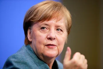 Angela Merkel deja la presidencia de Alemania