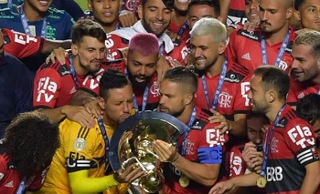 Giorgian, platinado, suma otra copa en Flamengo