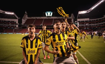 Los juveniles de Peñarol celebraron el título continental sub 20