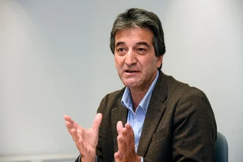 Pablo Ferrari va por ser presidente de la AUF