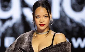 Rihanna dijo haber modificado la lista de canciones para la presentación del Super Bowl unas 39 veces.