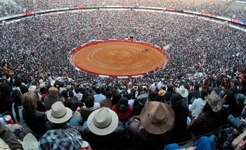 El estadio Plaza México en el DF es el mayor del mundo dedicado a la tauromaquia.
