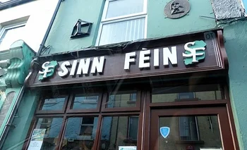 El Sinn Féin fue durante décadas el brazo político del Ejército Revolucionario Irlandés (IRA). 
