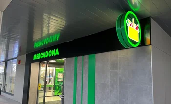 Fachada del nuevo supermercado que abre Mercadona en Vigo