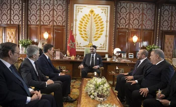 El presidente del Gobierno Pedro Sánchez se reúne con el Rey de Marruecos Mohamed VI.