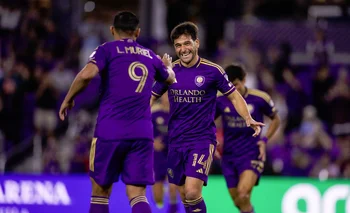 Nicolás Lodeiro celebra su gol para Orlando City