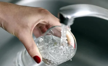 Menos del 10% de montevideanos consumía agua de la canilla normalmente.