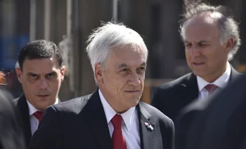 Sebastián Piñera anuncia una nueva Constitución.