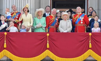 La fmilia real británica en el balcón del Palacio de Buckingham