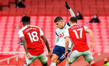 La rabona fantástica de Erik Lamela para el gol de Tottenham Hotspur ante Arsenal