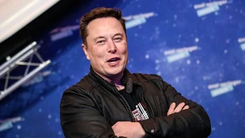 Elon Musk seguirá siendo director ejecutivo de Tesla.