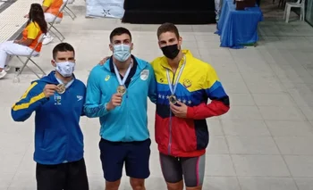 Lucas Peixoto de Brasil, Enzo Martínez de Uruguay y Alberto Mestre de Venezuela: oros