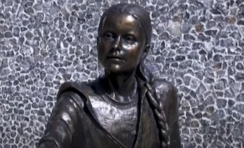 Estatua de Greta Thunberg