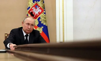 Putin evalúa prohibir Facebook en Rusia