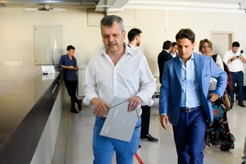 Gustavo Leal y su abogado Diego Camaño