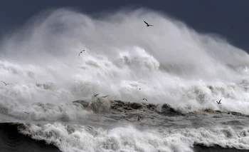 Galicia, Asturias, Cantabria y País Vasco, en alerta por olas de 7 metros.