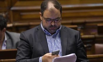 El senador del MPP Charles Carrera promueve el recurso de amparo junto a Alejandro Sánchez, Daniel Caggiani y Sebastián Sabini