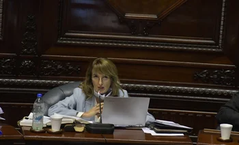 Senadora Carmen Asiaín en el debate por la ley de urgente consideración