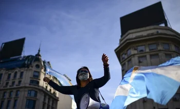 Protestas contra el gobierno argentino por nuevas restricciones sanitarias