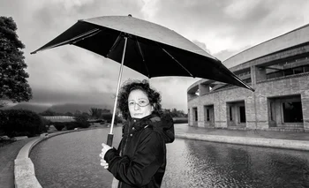 Pilar Quintana, autora de Los abismos, el más reciente ganador del premio Alfaguara