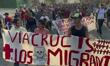 Unos 2.000 migrantes de diversas nacionalidades partieron este domingo desde el sureño estado mexicano de Chiapas