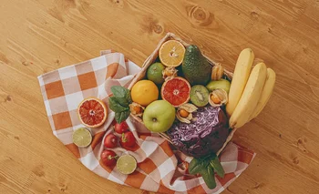 Hay diversas formas de preservar alimentos como frutas y verduras