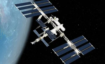La Estación Espacial Internacional se encuentra a casi 400 kilómetros de distancia de la Tierra.