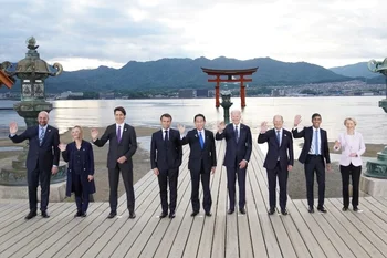  el momento "unipolar" de EEUU como el dominio económico del G7 ya son historia