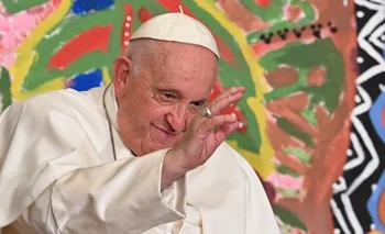 El anuncio se produce dos meses después de la hospitalización del papa durante tres días en Roma