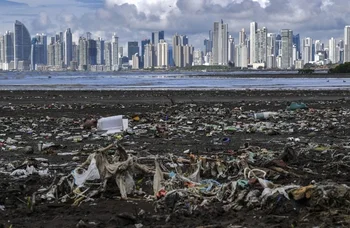 En 2019, el plástico generó 1.800 millones de toneladas de gases de efecto invernadero, y podría duplicarse para 2060