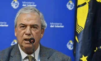 El ministro del Interior Luis Alberto Heber encabezó la conferencia de prensa