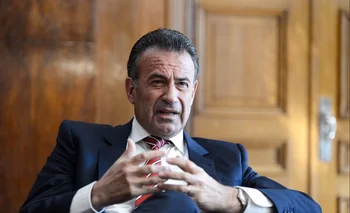 Gobierno uruguayo postula a Daniel Salinas como director de la OPS a partir de 2023