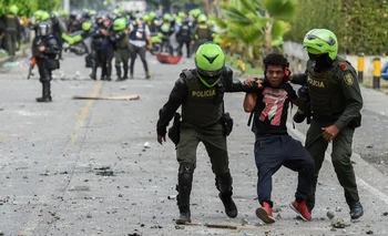Human Rights Watch denunció el uso excesivo de la fuerza durante las protestas.