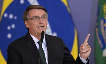 "En la política puedes volver atrás en algunas cosas, pero mi decisión hasta el momento es de no ir al Mercosur", dijo Bolsonaro