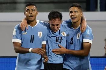 La selección uruguaya sub 20 va por el título