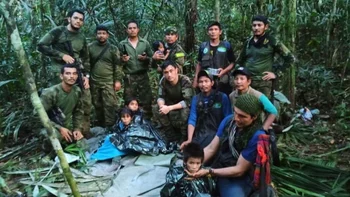 La búsqueda de los chicos mantuvo en vilo a la opinión pública colombiana mientras militares y nativos conocedores de la selva los rastrearon durante 40 días.