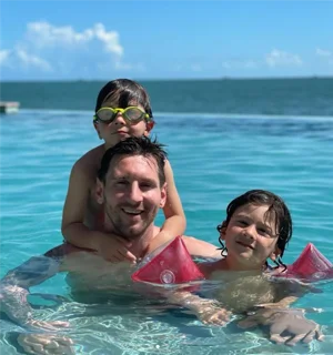 Messi, con su familia de vacaciones en Key Biscayne.