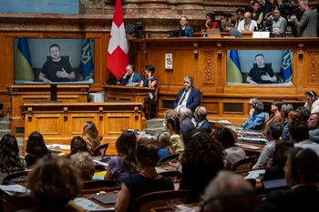 Volodímir Zelensky realizó, este jueves, su discurso por video ante el parlamento helvético.