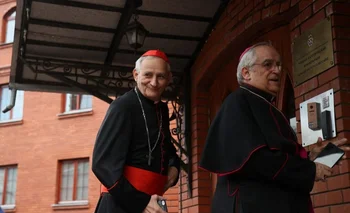 El cardenal Zuppi llegó a Moscú este martes para reunirse con Maria Lvova-Belova y el jefe de la Iglesia Ortodoxa rusa