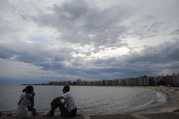 Se espera un día nublado en Montevideo, con posibles lluvias y temperaturas agradables