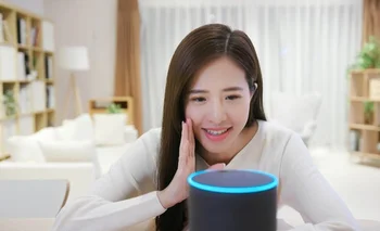 La palabra "Alexa" se usa en muchos hogares para activar los dispositivos de voz de Amazon
