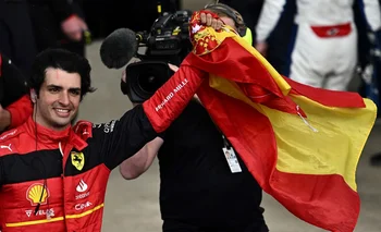 Carlos Sainz celebró su primer triunfo en Fórmula Uno