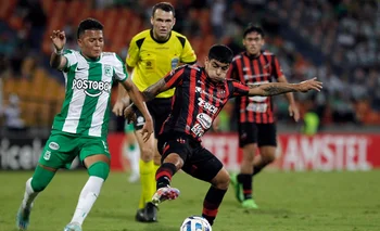 Juan Cruz Esquivel en Copa Libertadores con Patronato