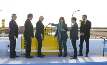 CFK, Alberto Fernández y Sergio Massa en la inauguración del gasoducto Néstor Kirchner