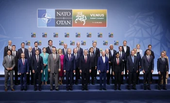 OTAN posterga posibilidad de incorporar a Ucrania
