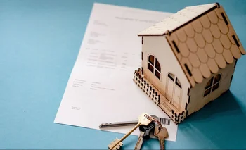 Cada vez se cierran menos hipotecas en España, según datos oficiales. 