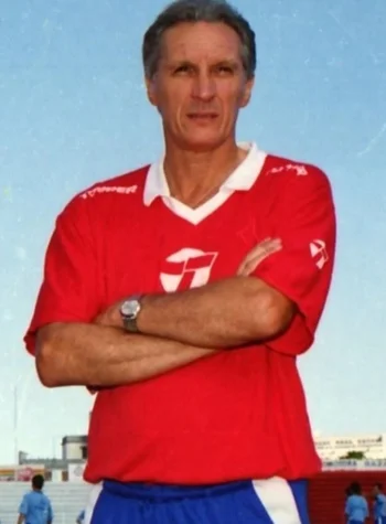 Hugo Fernández en su etapa como entrenador de Nacional